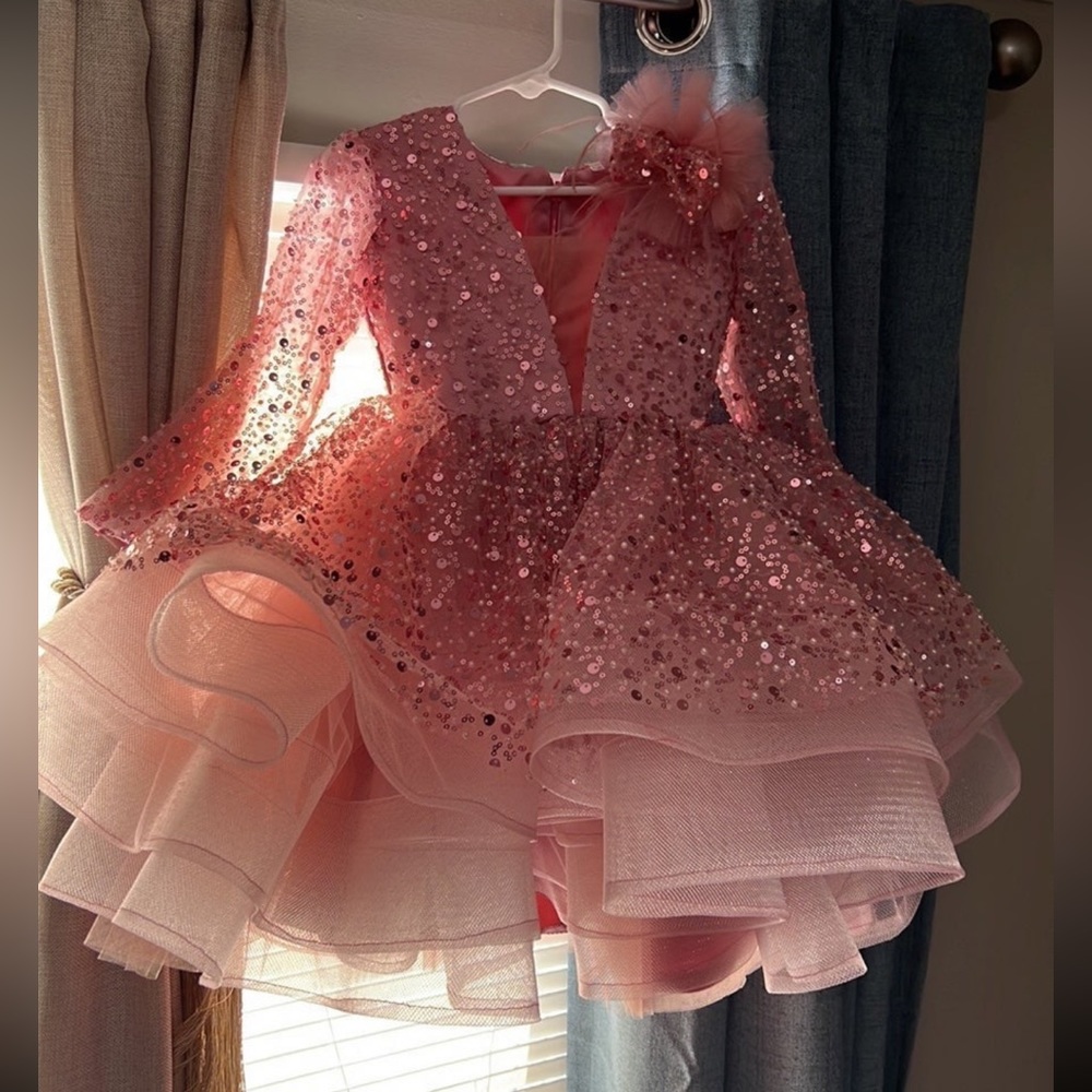 Dress - Picture 2 of 2